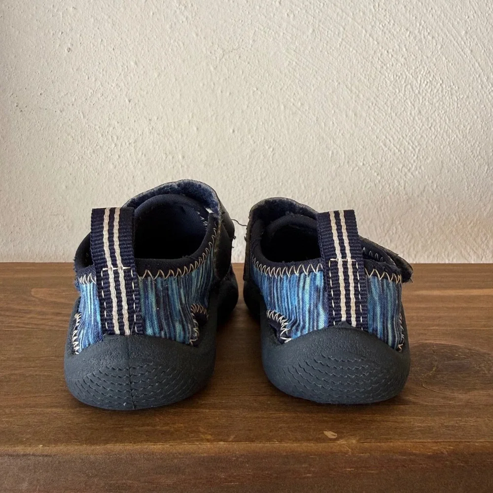 Nautica Kettle Gulf Toddler Water Sandals Size 4 Blue Multi Hook Loop